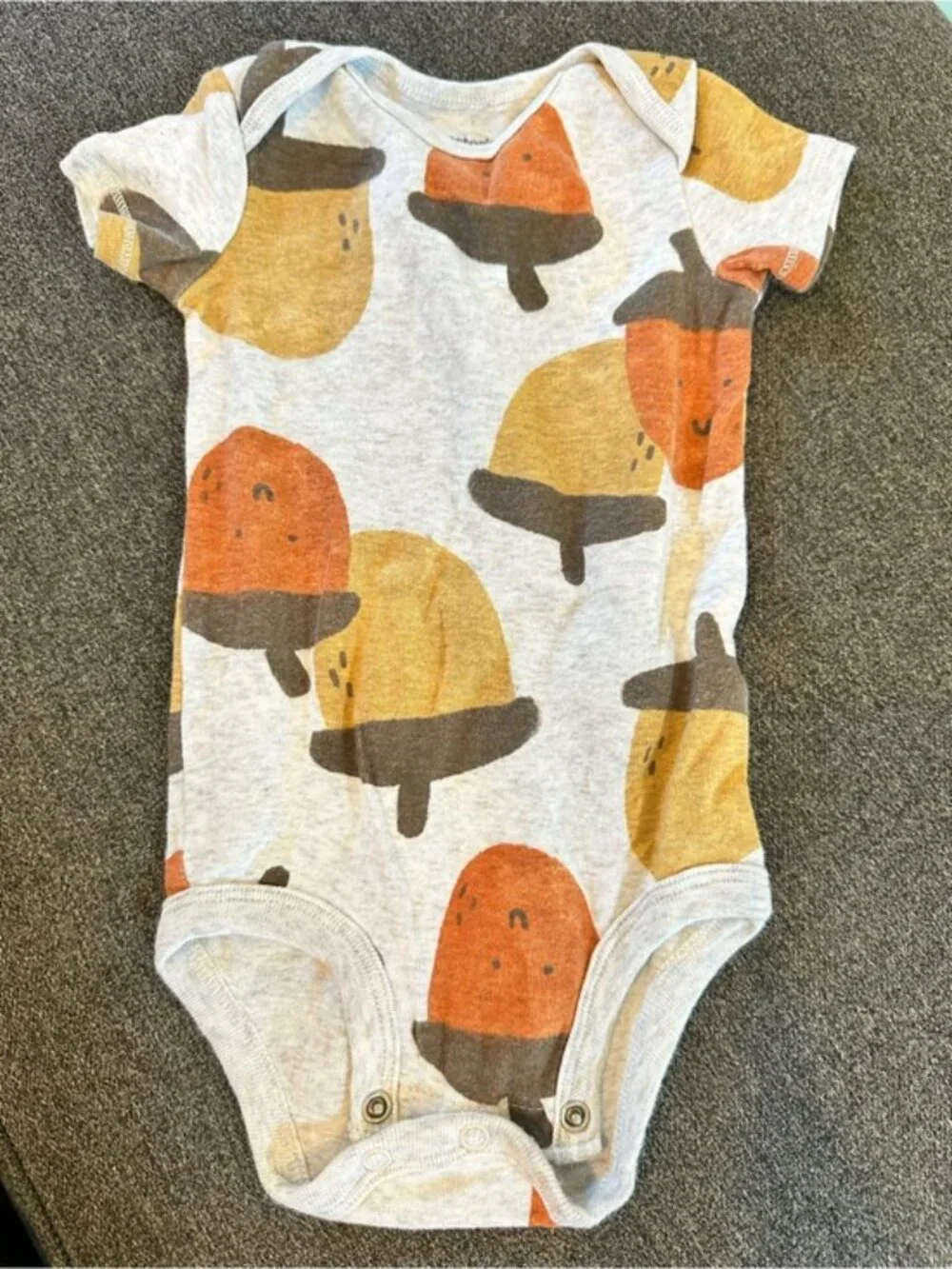 🤑EU Carter's Short Sleeve Acorn Bodysuit Onesie🤑